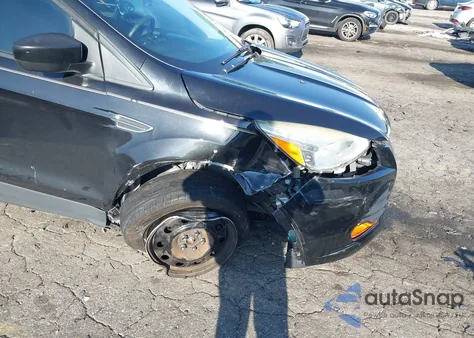 2014 Ford Escape S из США, поврежденный, VIN 1FMCU0F73EUA10944